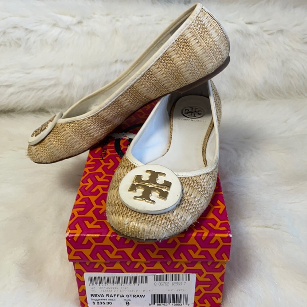 Tory Burch flats. Worn few times. They are M width.